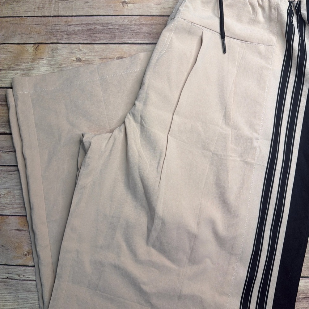 Women's Drawstring Chinos in Light Beige with Side Stripe